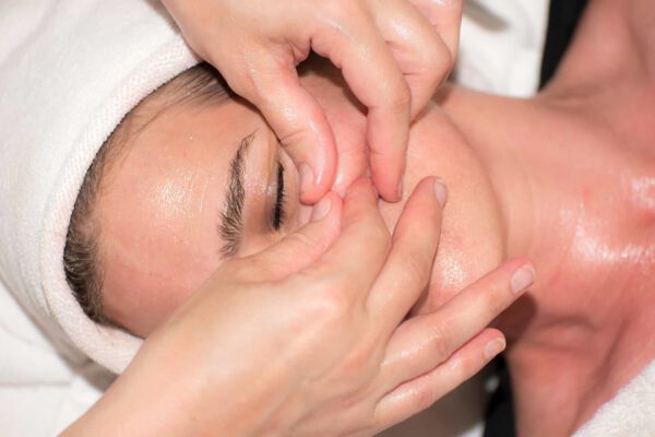 KOBIDO “Lifting Rostro”